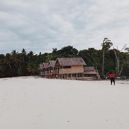 Ransiwor Homestay Kri Exterior photo