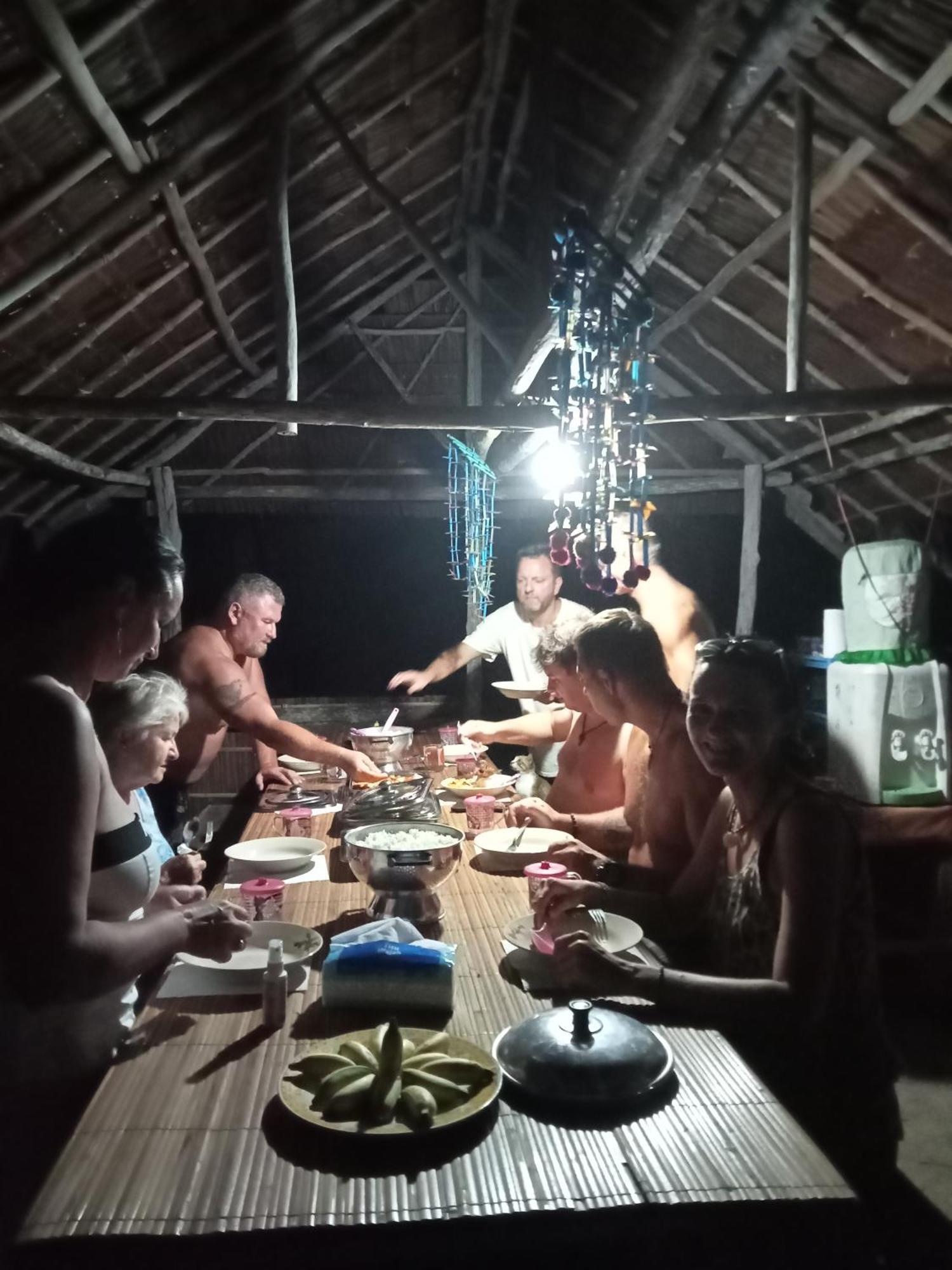 Ransiwor Homestay Kri Exterior photo